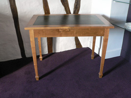 Bureau merisier