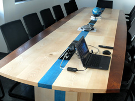 Table de réunion en frêne